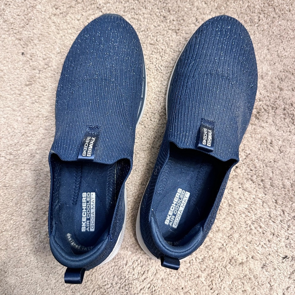 Sketchers women navy go walk slip ons size 8.5